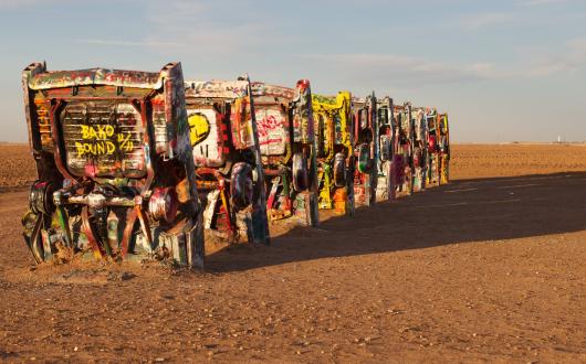 cadillac ranch, installazione artistica ad amarillo (texas, stati uniti)