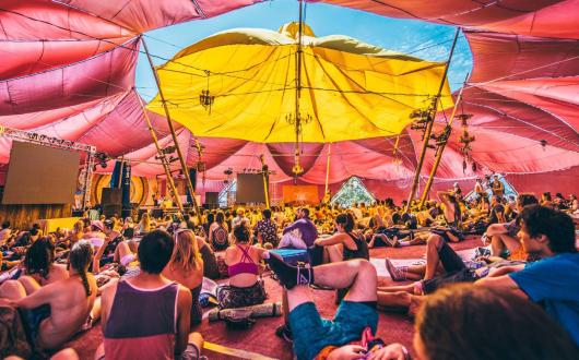 festival musicale, artistico e sportivo  (california, stati uniti)