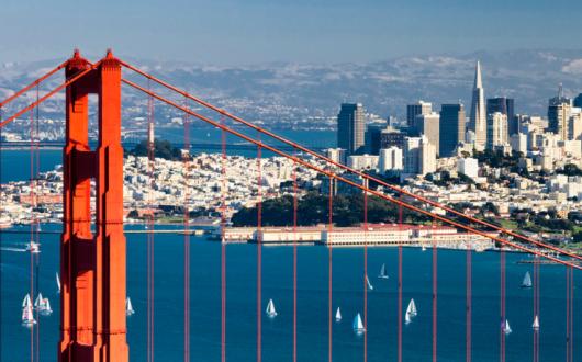 golden gate e skyline di san francisco (california, stati uniti)