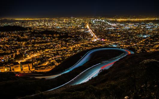 panorama notturno della città di san francisco (california, stati uniti)