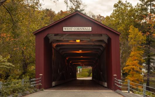 ponte rosso considerato tesoro nazionale del connecticut(connecticut, stati uniti) 