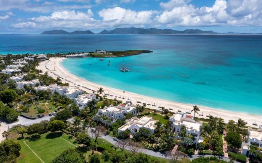 veduta aerea del mare e delle spiagge di anguilla (anguilla, caraibi)