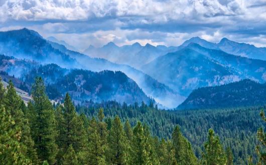 veduta panoramica delle sawtooth mountains (idaho, stati uniti)