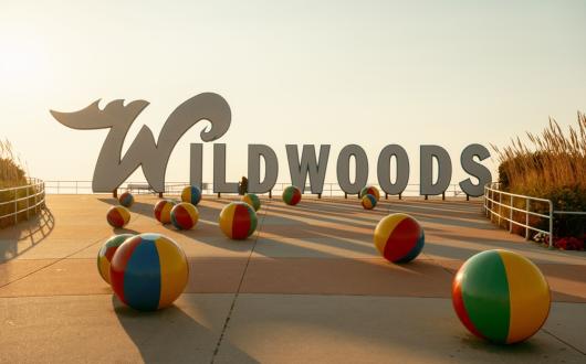 cartello sulla boardwalk di wildwood (new jersey, stati uniti)