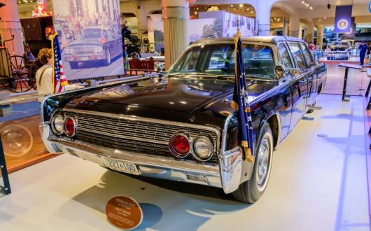 limousine presidenziale continental al museo henry ford (michicag, stati uniti)