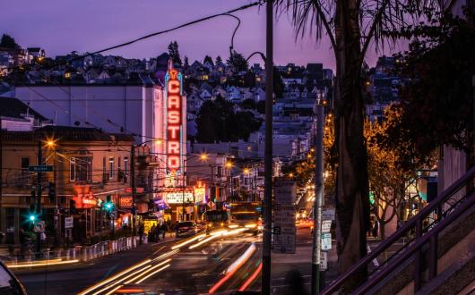veduta serale del quartiere castro a san francisco (california, stati uniti)