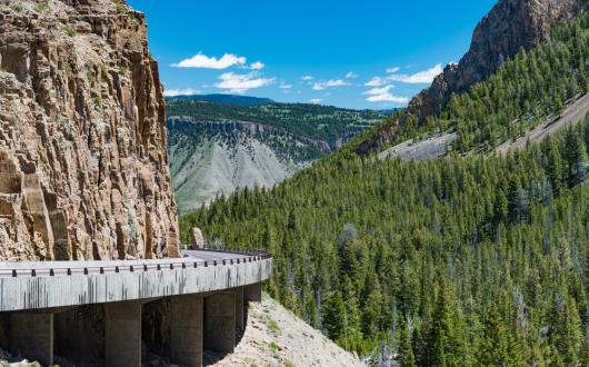 punto panoramico lungo la beartooth highway (montana, stati uniti)