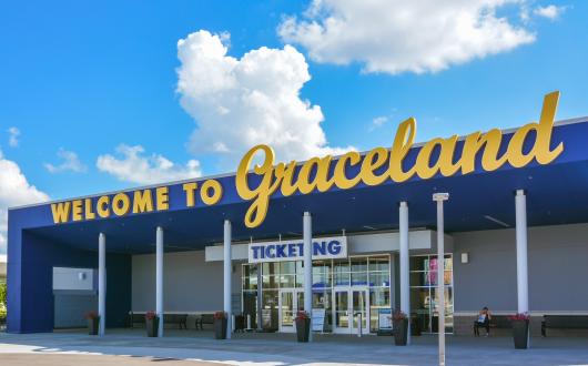 ingresso a graceland di elvis presley (tennessee, stati uniti)