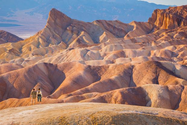 zabriskie point nella death valley national park (california, stati uniti)